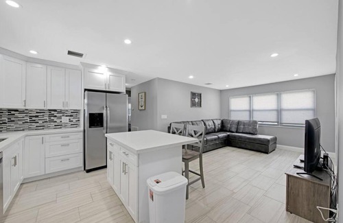 Davie Villa | Lake house 1