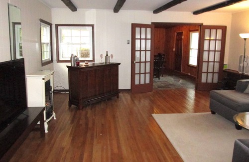 Carmel House | Lake House with indoor spa, 1 hour from Manhattan