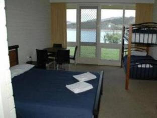 Jindabyne Hotel | Lake Jindabyne Hotel