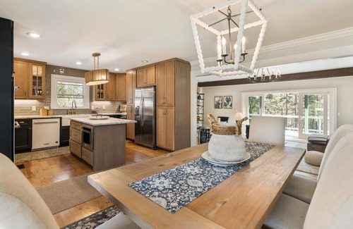 Cumming Cottage | Lake Lanier Cottage with Deep Water Forsyth County Newly renovated
