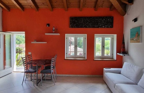 Castello Apartment | Lake Maggiore independent apartment max 2-3 people. Beaches, treks, relaxation and sun