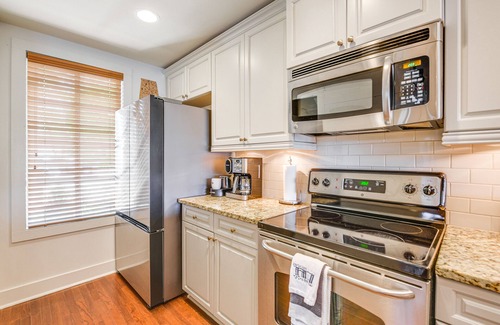 Dadeville Condo | Lake Martin Condo w/Community Perks & Views!
