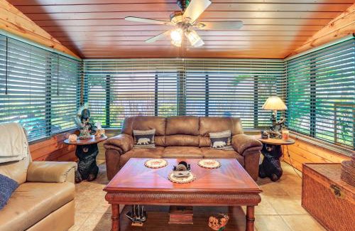 Okeechobee House | Lake Okeechobee Log Cabin with Community Pool and Dock
