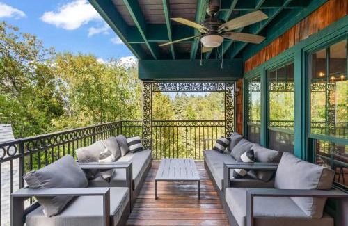Cedar Glen House | Lake Reflection Point Upscale Lake House 4 Bed and 4.5 Bath