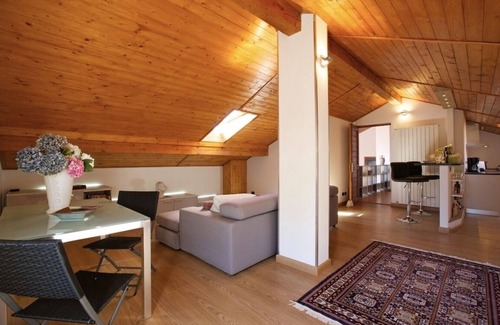 Suna Apartment | Lake view apartment