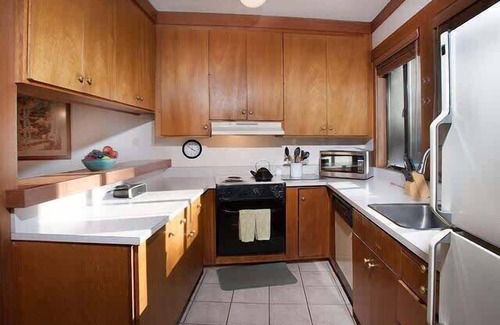 Tahoe Sierra Estates House | Lake View|Pool|Pier|Bouys|Pickleball|Walk to town