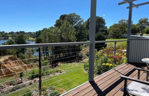 Beechworth Apartment | Lake View Retreat Beechworth