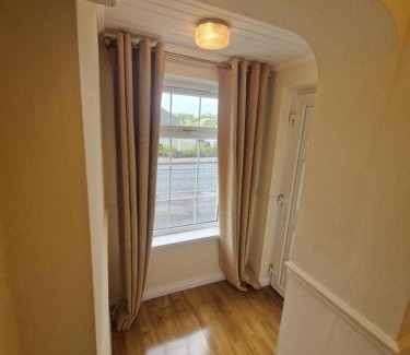 Enniskillen House | Lake View Retreat