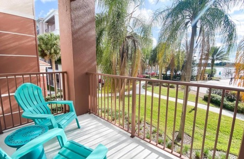 Florida Central Atlantic Coast Apartment | Lake View Treasure in Orlando