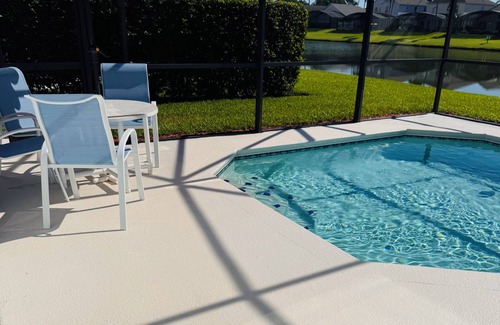 Lake Berkley Villa | Lake View Villa w/Pool & Games Rm – 10% Off + Last-Minute & Member Deals