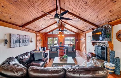 Cadiz House | LAKE Views-Dock-FISH-Jacuzzi-Boat Rental service
