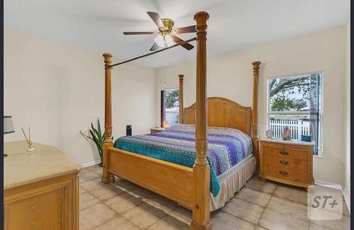 Orlando Other | Lake views Single family residence Built in 2004