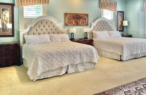 Eastlake Weir House | Lake Weir Luxury