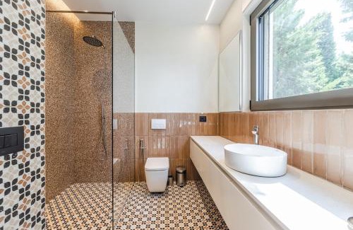 Shkoder Villa | Lake Whisper Villa