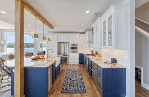 Gravois Mills House | Lakefront 5BR 6.5BA Home & Cabin amazing views