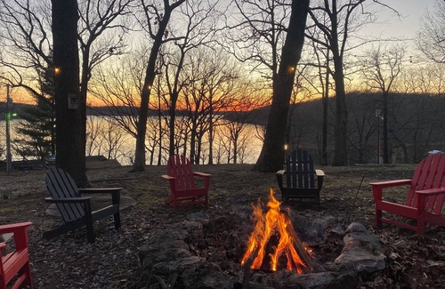 Jay Cottage | Lakefront Cabin & Bunkhouse with Private Dock