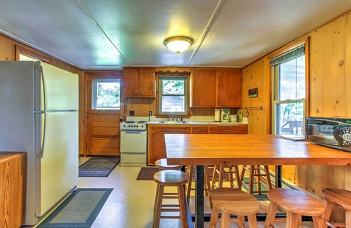 Westfield Cabin | Lakefront Cabin Rental w/ Dock, Kayak & Canoe!