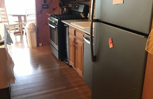 Bridgton Cottage | Lakefront cabin with spectacular sunsets included