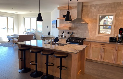 Westbank Condo | Lakefront condo at Barona Beach