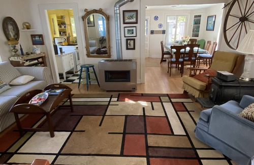 Canandaigua Cottage | Lakefront Cottage close to CMAC