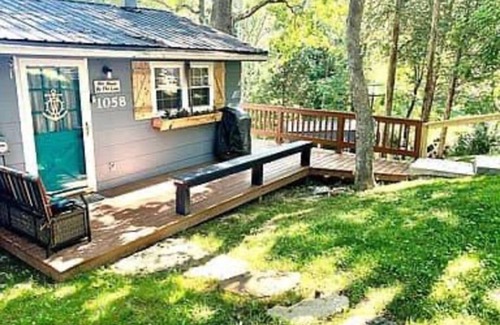 Chaplin House | Lakefront Home Close to Bourbon Trail-Dog friendly!