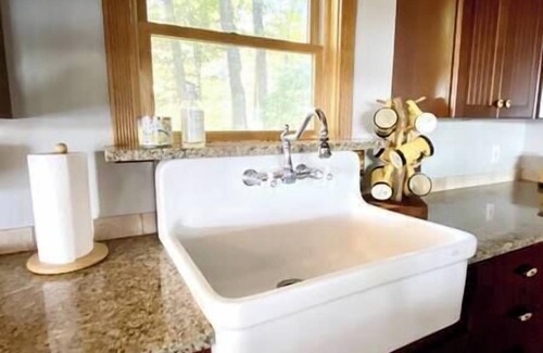 Gladwin House | Lakefront home w/connecting bunkhouse - sleeps 20+