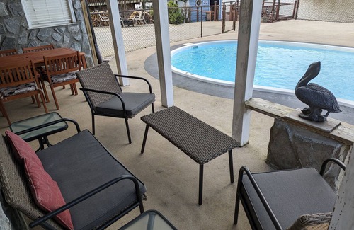 Southmont House | Lakefront Home with Saltwater Pool, Hot Tub, Firepit, Kayaks. Pet Friendly