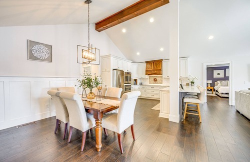 Buckhead House | Lakefront Lake Oconee Home: Boat Dock + Hot Tub