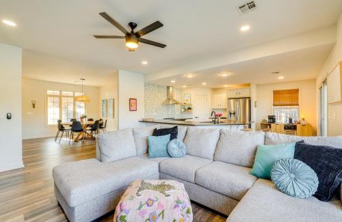 Bella Vista House | Lakefront Retreat with Game Room in Bella Vista!