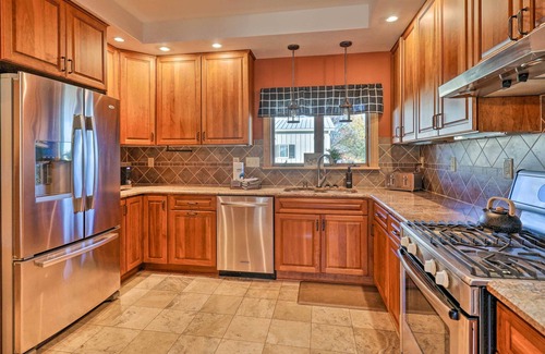 Romulus House | Lakefront Romulus Retreat w/Private Dock!