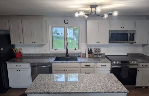 South Casco House | Lakehouse with large level yard on pristine Little Sebago Lake