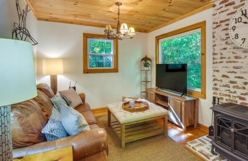 Lakemont House | Lakemont Vacation Rental with Screened-In Porch!