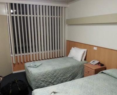 Lakes Entrance Hotel | Lakes Entrance RSL Glenara Motel