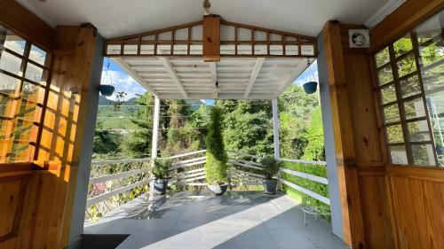 Bhimtal Hotel | Lakes Nine By Vaishali Deepika
