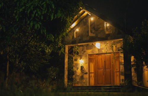 Anuradhapura Hotel | Lakeshore Resort