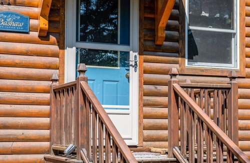 Guilford Cottage | Lakeside Cottage - Davis Pond, Guilford, ME - Moosehead Lake Area