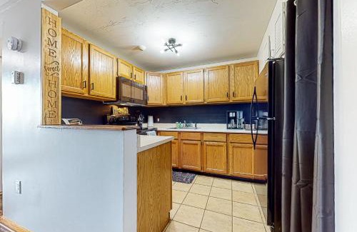 Weirs Beach Apartment | Lakeside Delight, unit 423