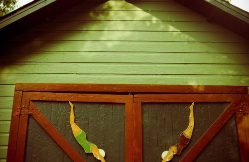 Lakeside Cottage | Lakeside Grove Cottage - Perfect Lakeside Village/Beach Location