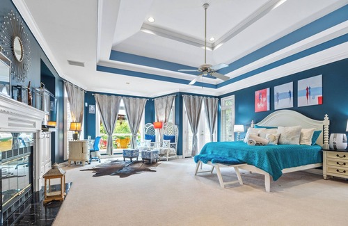 Sharpsburg House | Lakeside House, Family-Friendly Retreat