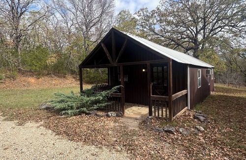 Kingston Apartment | Lakeside Landing Guest House, Lake Access, Hiking, Starlink