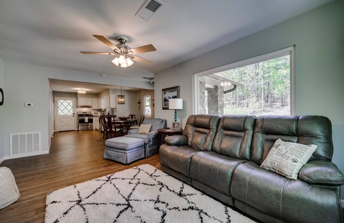 Fairfield Bay House | Lakeside Livin'-near Marina, Game Room, Wi-Fi, King Bed, Fire Pit, Huge Balcony