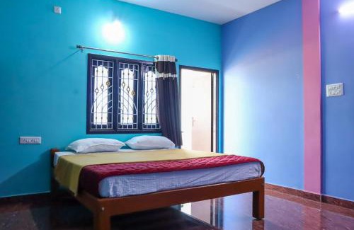 Yelagiri Hotel | Lakeside Room stay