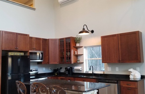 Lynn House | Lakeview on Lake Lanier