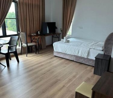 Temerloh House | Lakeview Resort