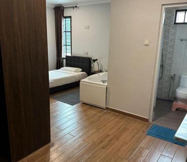 Temerloh House | Lakeview Resort