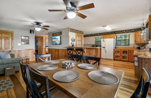 Smithville Ski Chalet | Lakeview Sunset Center Hill Lake
