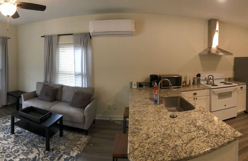 Durham Apartment | Lakewood Lyon Park Renovated Cottage Near Duke 23B