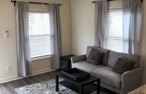 Durham Apartment | Lakewood Lyon Park Renovated Cottage Near Duke 23B
