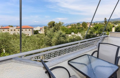Stoupa Condo | Lakonia Studio 1 walk to the long sweeping main sandy beach