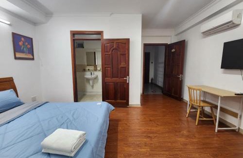 Hang Xanh Hotel | LalaHouse Riverside Residence